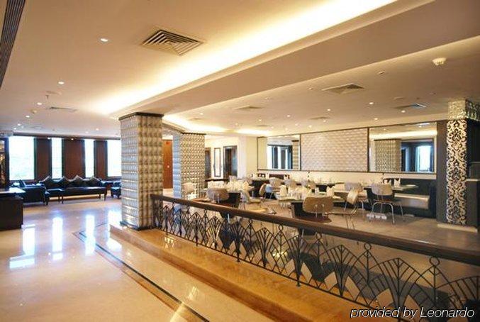 Mayfair Convention Бхубанешвара Интерьер фото