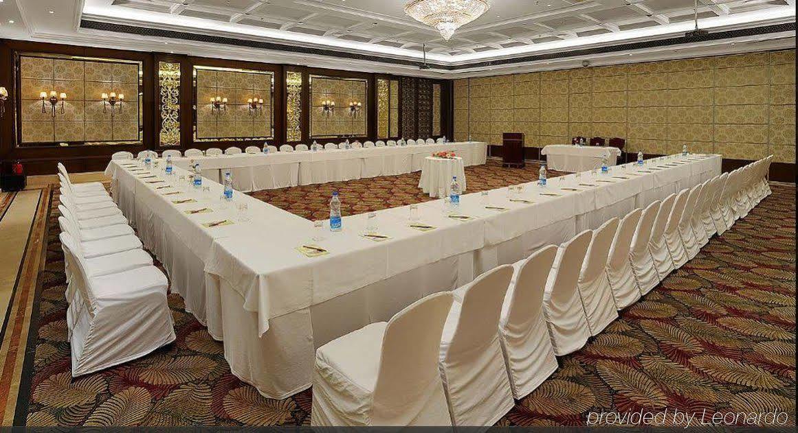 Mayfair Convention Бхубанешвара Экстерьер фото